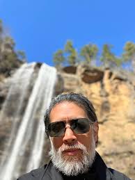 Hiking Tokopah Falls Trail in Sequoia National Park