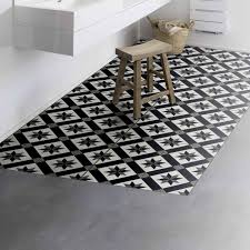 Gerflor Senso Premium Easy 1034 Cordoba Black Dalle Pvc Plombante En 2020 Dalle Pvc Imitation Carreaux De Ciment Sol Carreaux De Ciment