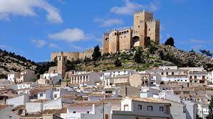 Situated in velez rubio, this bed & breakfast is 2.6 mi (4.2 km) from cueva de los letreros and within 6 mi (10 km) of fuentes caños de la novia and velez. Velez Blanco And Velez Rubio Two Historical Towns In Almeria