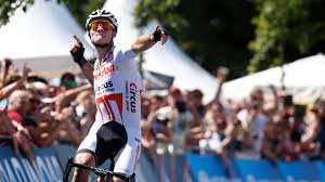 Mathieu van der poel heeft daags na het behalen van zijn europese titel ook de jaarmarktcross in niel gewonnen. Mathieu Van Der Poel S World Tour Home Badger Baroudeur