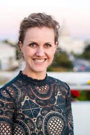 Noelle Porter's Instagram, Twitter & Facebook