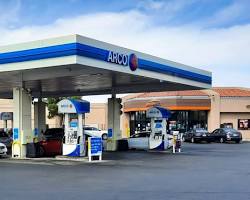 Image of AM/PM gas station in California