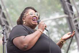 Artist, song writer, vocal coach and mentor. Shirma Rouse Gewicht Ehefrau Vermogen Grosse Tattoo Herkunft Alter