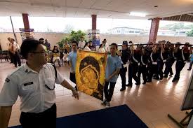 Sekolah kebangsaan stella maris tanjung aru di sabah ditutup seminggu bermula rabu selepas tujuh pelajar disahkan positif influenza. Journey Of The Youth Cross Catholic Archdiocese Of Kota Kinabalu
