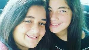 انضم الممثل المصري، أحمد زاهر، إلى قائمة المشاهير العرب الذين تعرضوا للتحرش والتنمر على مواقع التواصل الاجتماعي بسبب صور شاركوها مع معجبيهم. Ù„ÙŠÙ„Ù‰ Ø£Ø­Ù…Ø¯ Ø²Ø§Ù‡Ø± ØªØ®Ø·Ù Ø§Ù„Ø£Ù†Ø¸Ø§Ø± Ø¨Ø¬Ù…Ø§Ù„Ù‡Ø§ ÙÙŠ Ø£Ø­Ø¯Ø« Ø¬Ù„Ø³Ø© ØªØµÙˆÙŠØ± Ù…Ø¬Ù„Ø© Ø§Ù„Ø¬Ù…ÙŠÙ„Ø©