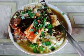 Tahu bakso yang terbuat dari daging sapi pilihan, tanpa bahan pengawet, pengenyal, pemutih, tanpa micin dan dikemas dengan higienis karena menggunakan kemasan vacum. Paling Nikmat 5 Kuliner Khas Blitar Ini Bikin Kamu Gak Berhenti Makan
