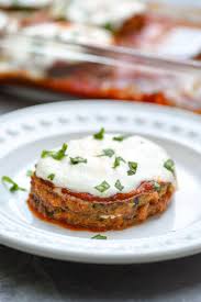 An Oven Fry Method Creates This Crispy Baked Eggplant Parmesan That Rivals Any Fried Version An Easy Updated Baked Eggplant Recipes Eggplant Recipes Parmesan