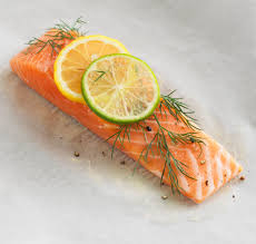 Dikongsikan di sini resepi ikan salmon yang boleh ibu cuba! Lemari Panggang 2021
