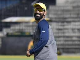 He wanted to go for love marriage but his parents from being conservative family didn't want that for him. India Vs England 2021 Indian Team Will Value Ajinkya Rahane S Knock In The Second Test A Lot Dinesh Karthik