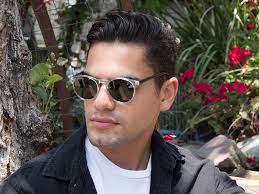 AJ Morgan Grad School Wayfarer Style Retro Modern Sunglasses Crystal/Tort