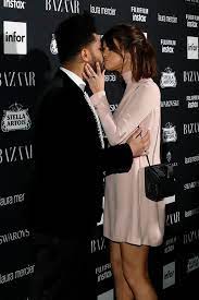 Los fósiles datan de la era precambriana. Selena Gomez And The Weeknd S Relationship Details Popsugar Celebrity
