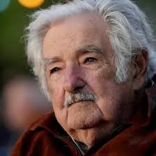 TRISTE NOTICIA 😞 El expresidente de Uruguay Pepe Mujica, ha anunciado que  tiene un tumor en el esófago. "Quiero transmitirles a las pibas y pibes que  la vida es hermosa, y se