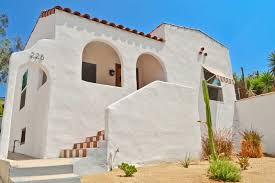 California spanish bungalow exterior paint colors. A Reimagined Spanish Bungalow In L A S Highland Park Neighborhood On Dwell
