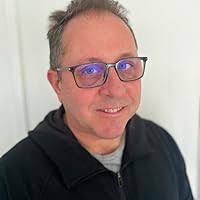 Of Dice and Men: The Story of Dungeons & Dragons and The People Who Play It  by David Ewalt