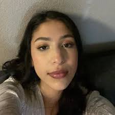 Aimee Munoz (@aimeemunoz1)