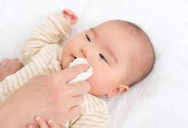 This is ideal for doing between baths or if your baby vomits or poos a few times in a day. How To Clean Baby S Face Properly