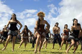 En este festival se realizan una serie de competencias físicas y. The Ultimate Guide To Easter Island S Tapati Rapa Nui Festival