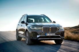 The bmw x7 is getting a facelift soon, and today is our first look at what bmw's biggest crossover will look like with the changes. Hopefully Bmw X7 Facelift Won T Look Like This Rendering Gearopen Com
