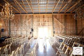 Barn Wedding Venues In Ontario Country Barn Weddings Barn Wedding Venue Barn Wedding