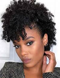 25 Schone Naturliche Frisuren Sie Konnen Uberall Tragen Stayglam Shortnaturalhair Natural Hair Styles Natural Hair Styles Easy Curly Hair Styles