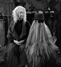 The Addams Family Granmama And Cousin Itt In 2020 Addams Family Tv Show Addams Family Adams Family