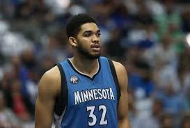 An mri last week revealed the injury. Karl Anthony Towns Father May Sue Timberwolves After Getting Injured In Mascot Stunt