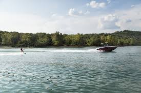 Table Rock Lake A Complete Guide Table Rock Lake Vacation Table Rock Lake Chateau On The Lake