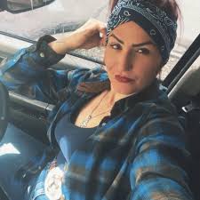 Anyone sell or know anyone with farm fresh chicken eggs?