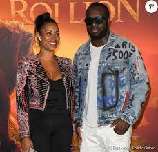Maître gims n'est ni le premier ni le dernier chanteur ou célébrité à porter des lunettes de soleil à chaque fois qu'il sort en public. Maitre Gims Se Devoile Sans Lunettes Avec Sa Fille Purepeople
