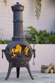 Un Brasero Pour Apporter De La Chaleur Aux Longues Soirees D Ete Pour Le Cote Deco On Opte Pour Un Brasero Au Finit Esthe Brasero Castorama Brasero Exterieur