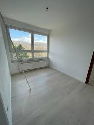 Die wohnung hat 59qm wohnfläche, die sich auf drei zimmer, eine kleine küche und ein kleines tageslichtbad verteilen. 3 Zimmer Wohnungen Oder 3 Raum Wohnung In Gottingen Mieten
