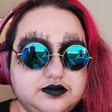 Mariam (they/them)🌈🦇🧛🏾 #BLM #FreePalestine (@media_junkie)