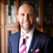 William Lowe's Instagram, Twitter & Facebook