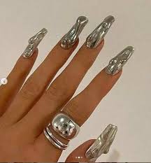 Kylie jenner holiday zum kleinen preis bestellen. Cool Nail Art Trends You Can Try This Summer Times Of India