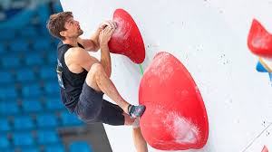 Jakob schubert is one of the world's top climbers. Vjerqgx95i1obm