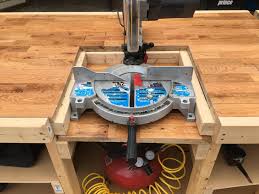 I Built A Mobile Workbench Mobile Workbench Diy Garage Work Bench Workbench Plans Diy