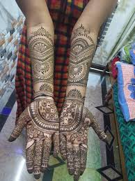 Pin By Vasupriya Tanjavur On Blouse Blouses Hand Henna Mehndi Designs Henna Hand Tattoo
