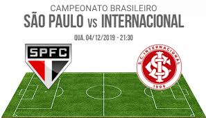 Peglow (internacional) right footed shot from outside the box is high and wide to the right following a set piece situation. Ludopedio Colorado Cabra 2019 Sao Paulo X Internacional 21h30m 04 12 2019 Estadio Morumbi Sao Paulo Sp