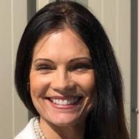 Heidi Schuette's Instagram, Twitter & Facebook