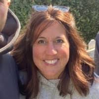 Lisa Petrick's Instagram, Twitter & Facebook