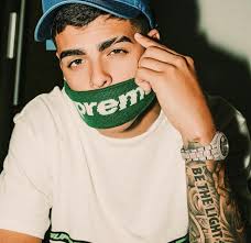 Yessica haircut is a disguise used by count olaf in order to get an appointment with mr. Pin By Abby On Lunay Mens Haircuts Fade Cute Pictures To Draw Pretty Boys