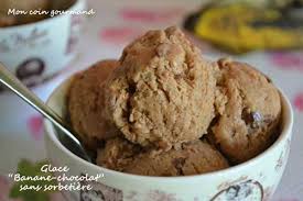 10 min préparerez une glace sans sorbetière, sans passer son temps à faire des aller retour au congélateur pour mélanger sa préparation, sans lait, sans. Glace Banane Chocolat Sans Sorbetiere Mon Coin Gourmand De Mon Coin Gourmand Et Ses Recettes De Cuisine Similaires Recettesmania