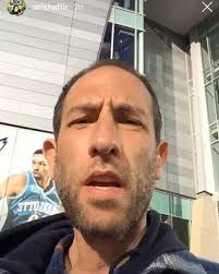 Comedian ari shaffir decided to take the opportunity to actually gloat about how happy he was that the legend passed away, tweeting that it should have happened during his rape. Ari Shaffir Tweet Kobe Bryant