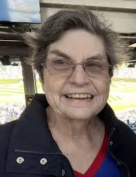 Sandra Farley's Instagram, Twitter & Facebook