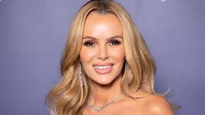 Amanda Holden shares intimate sun-kissed photo with husband Chris
