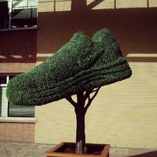 Pin By Natalie Silver On Random Goodies Topiary Topiary Garden Pictures