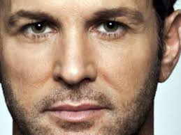 Axel: "He vivido situaciones de violencia de mi papá hacia mi mamá muy  fuertes"