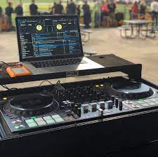 epingle sur pioneer dj female dj