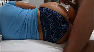 HEY Step Mom , I CANT BE NEAR YOU ! I CANT HELP BUT FUCK YOU AFTER  SHARING A BED , WTF!! - Shely81