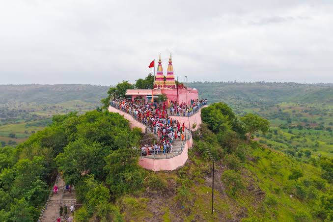 किसन बाबा यांची नवनाथ बाबा यांनी निरपेक्ष सेवा केली – ह.भ.प. शिवानंद महाराज शास्त्री; गोरक्षनाथ टेकडी येथे भाविक भक्तांची मांदियाळी